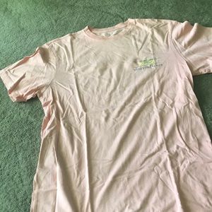 Vineyard Vines tshirt